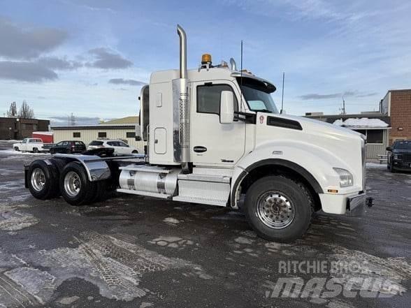 Kenworth T880 牵引车