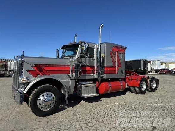 Peterbilt 389 牵引车