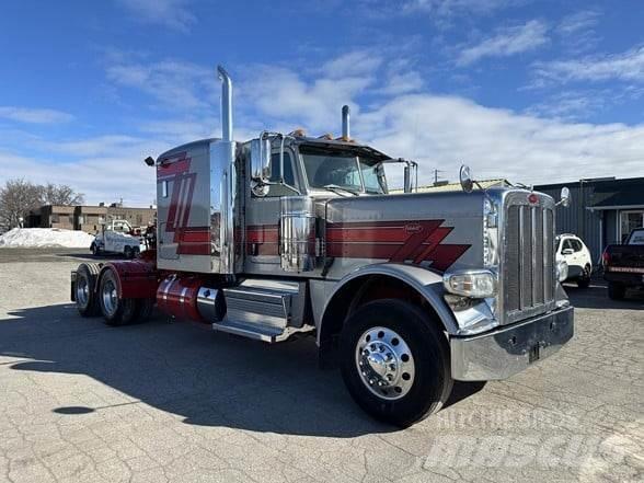 Peterbilt 389 牵引车