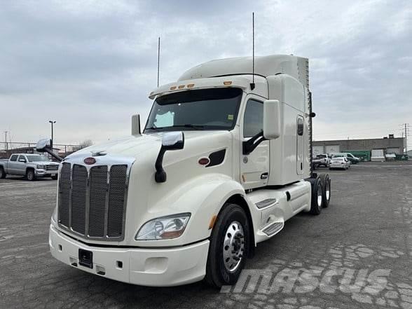 Peterbilt 579 牵引车