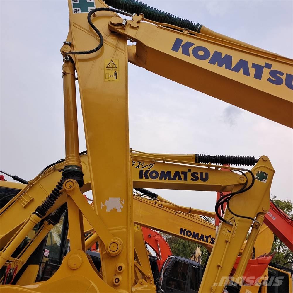 Komatsu PC 200 履带挖掘机