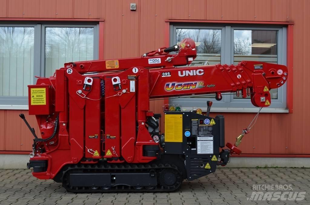 Unic URW-095 履带起重机