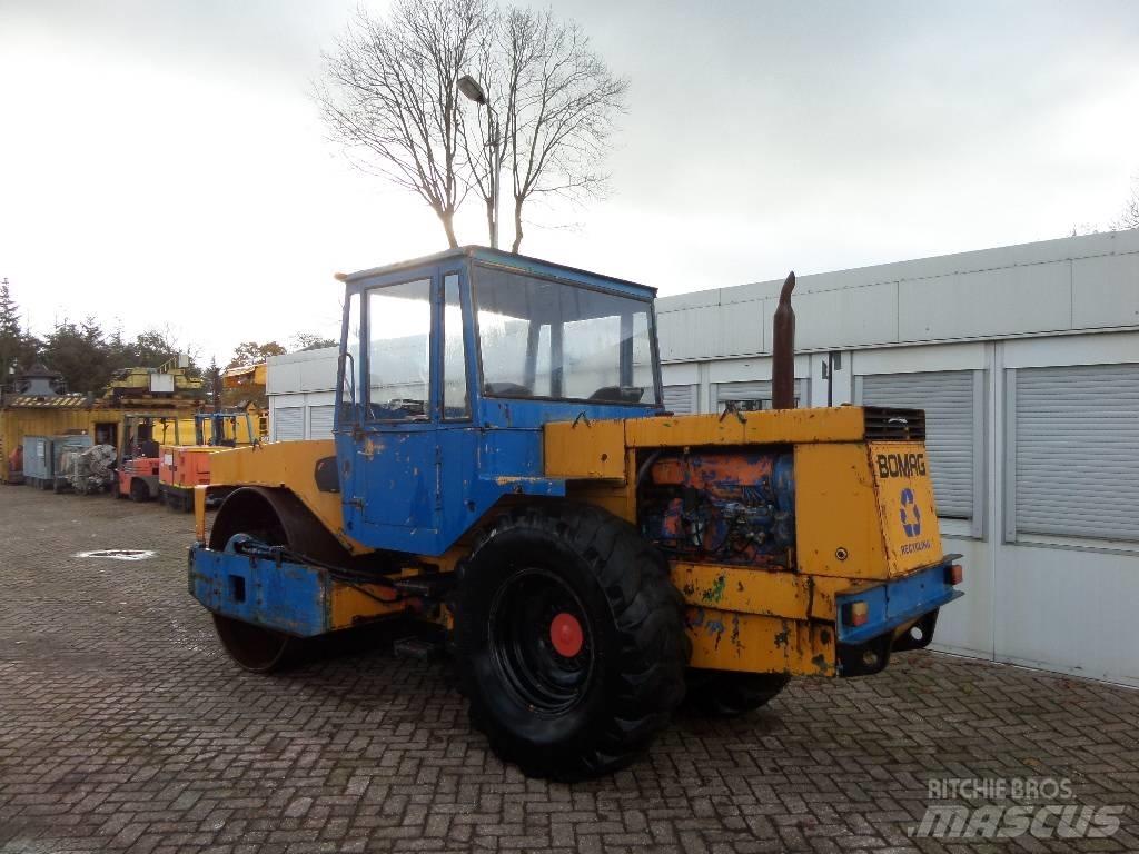 Bomag 10 ton 复合式压路机