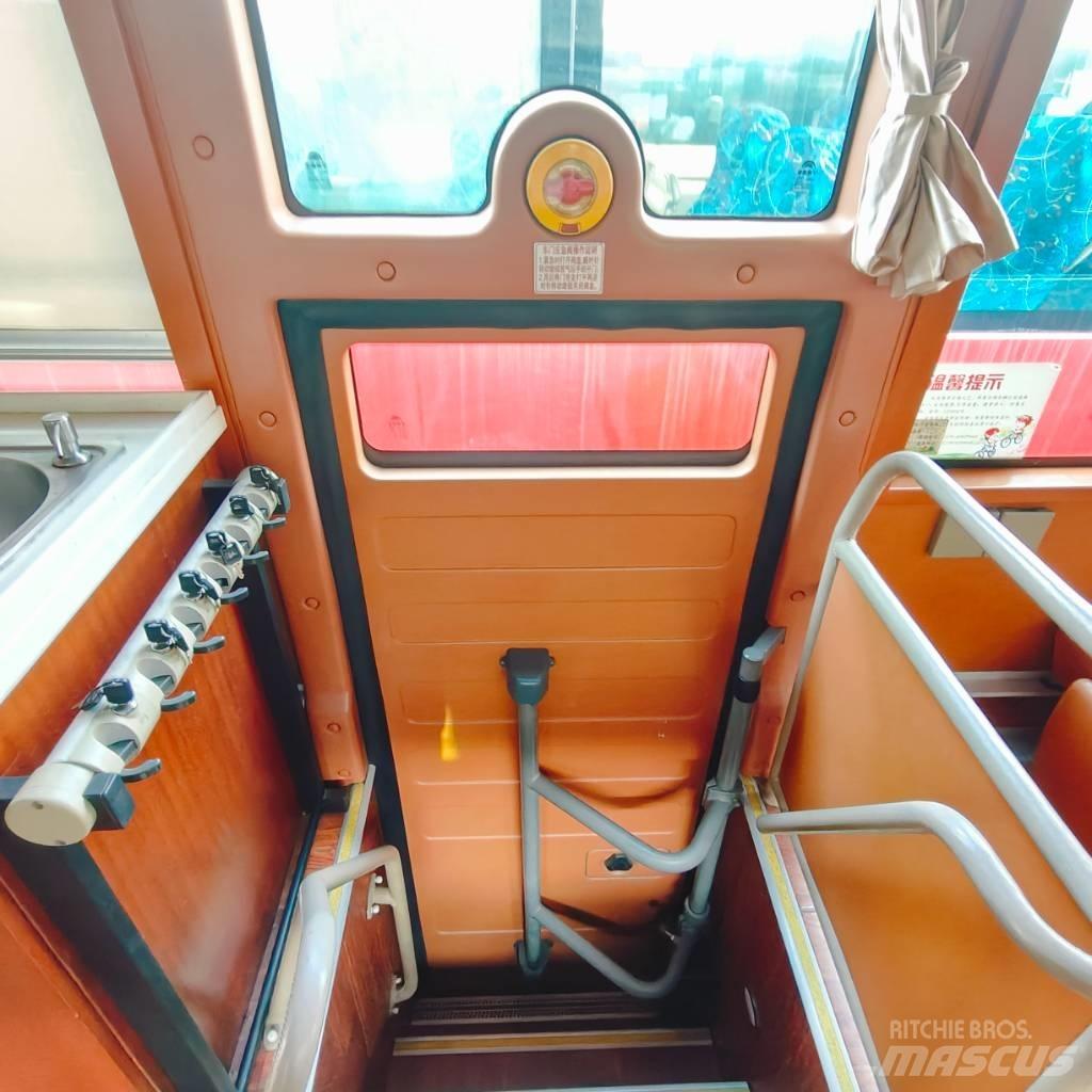 Yutong ZK6122HQ5Y 长途公共汽车
