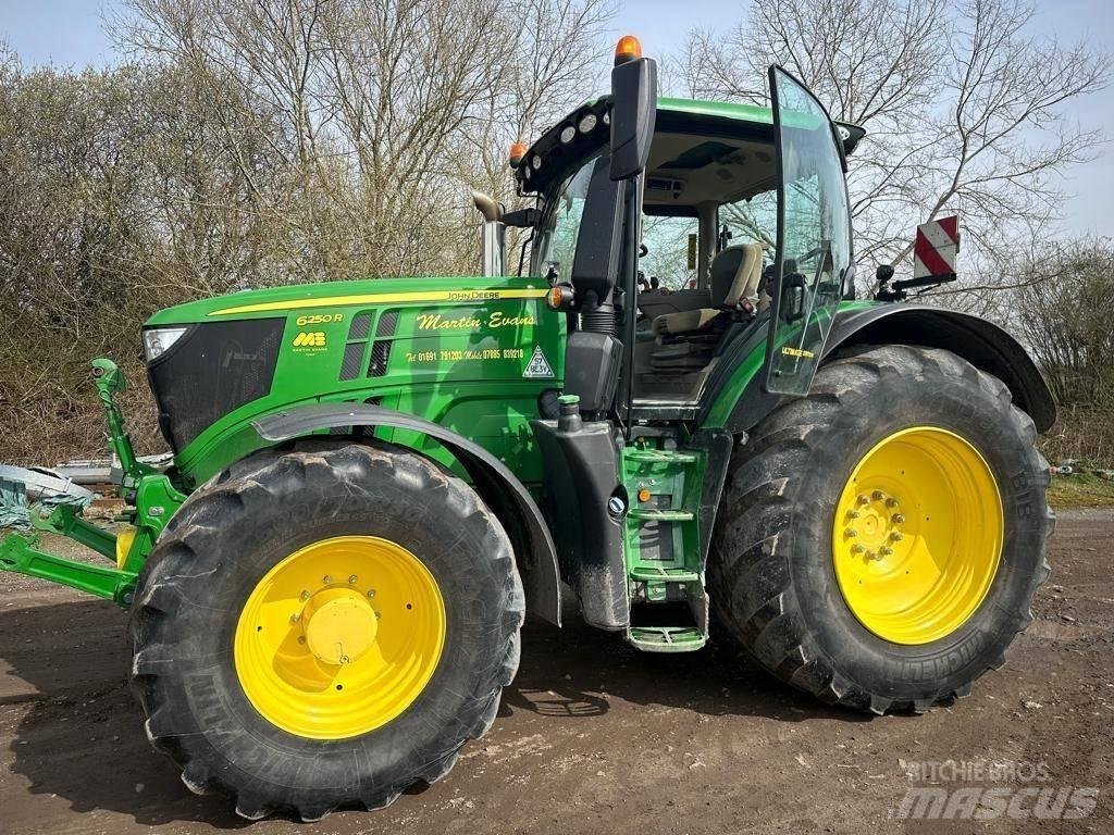 John Deere 6250 R 拖拉机/农用车