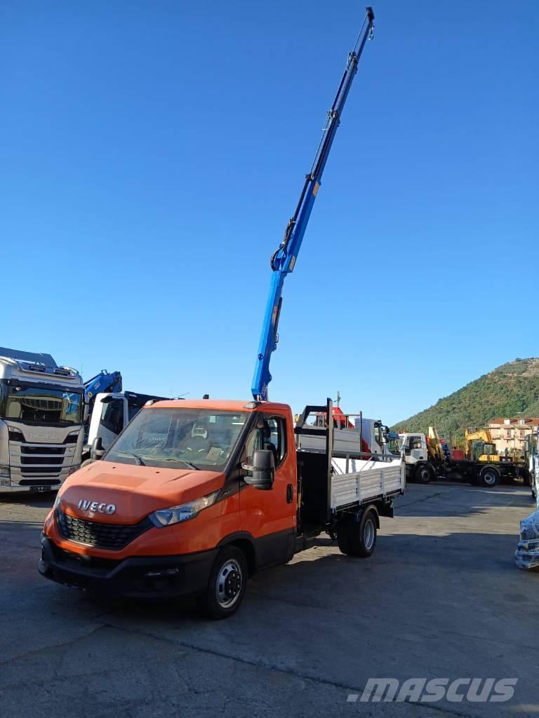 Iveco Daily 35-140 起重车