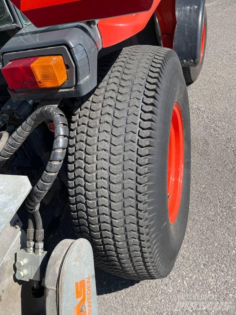 Kubota L4240 II HST 小型拖拉机