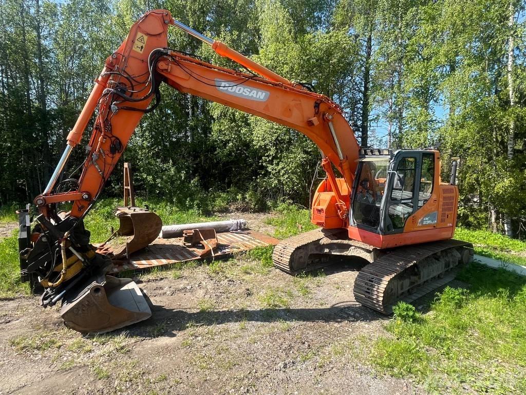 Doosan DX 235 LCR 履带挖掘机