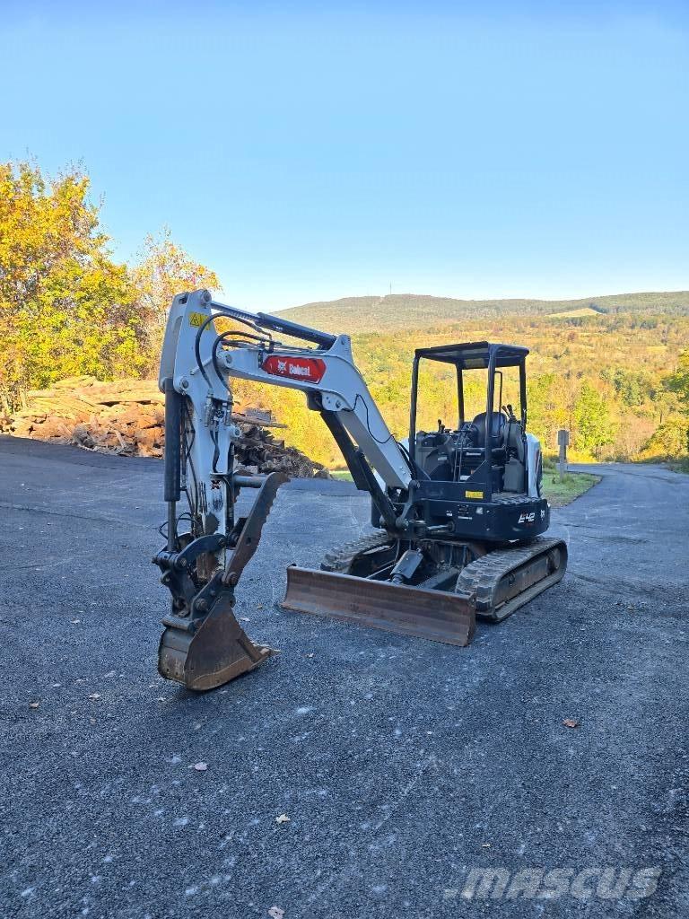 Bobcat E42 小型挖掘机