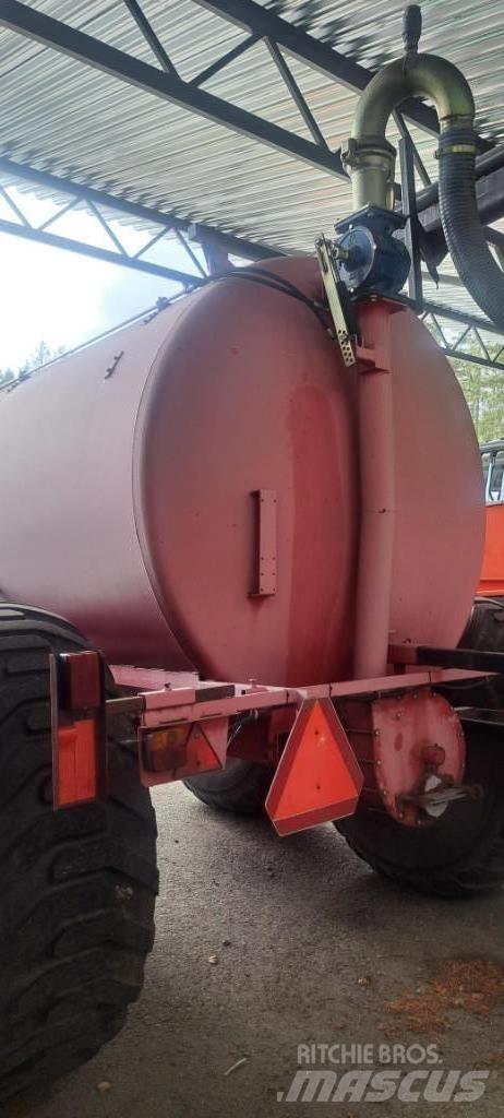 Livakka 12,5 m3+PK 水肥车