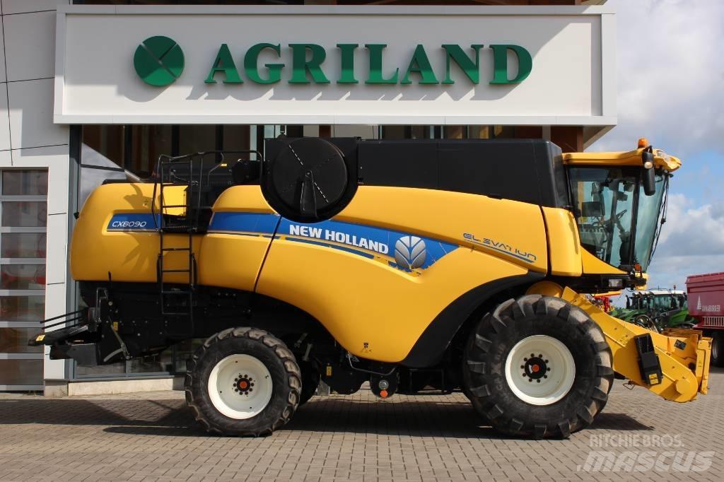New Holland CX 8090 联合收割机