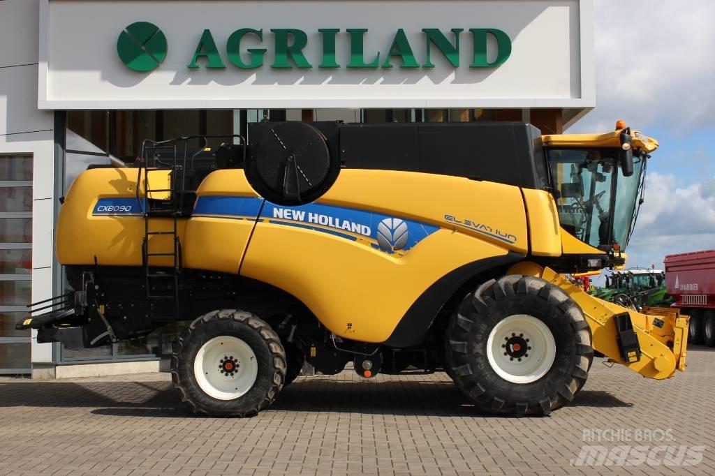 New Holland CX 8090 联合收割机