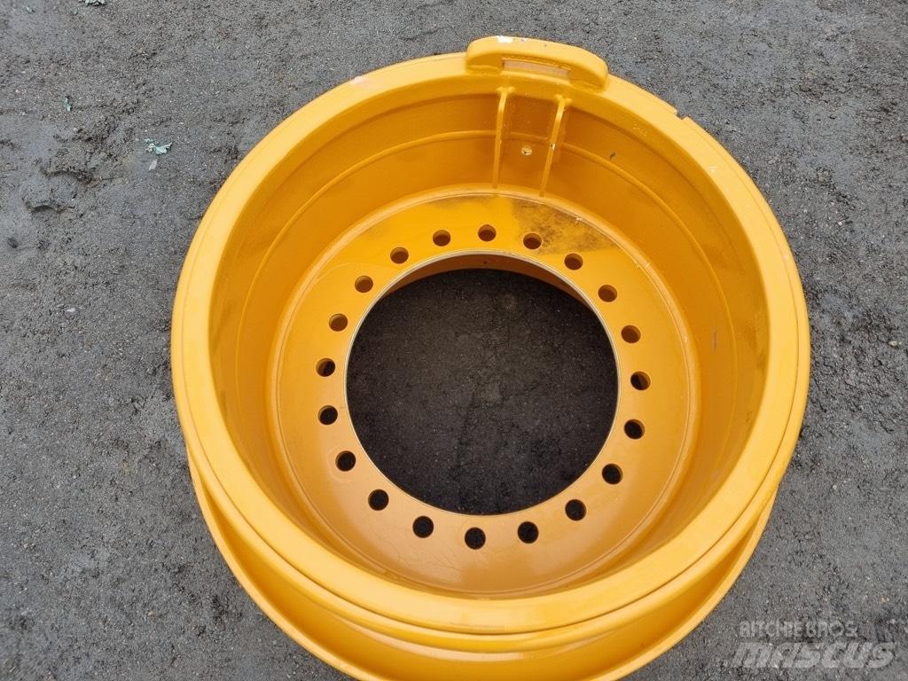 CASE 921 E rims 轮胎、车轮和轮圈