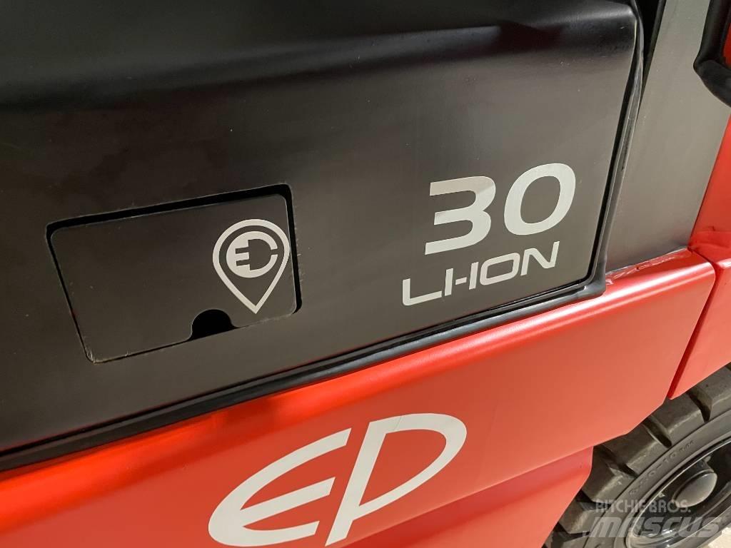 EP EFL302 电动叉车