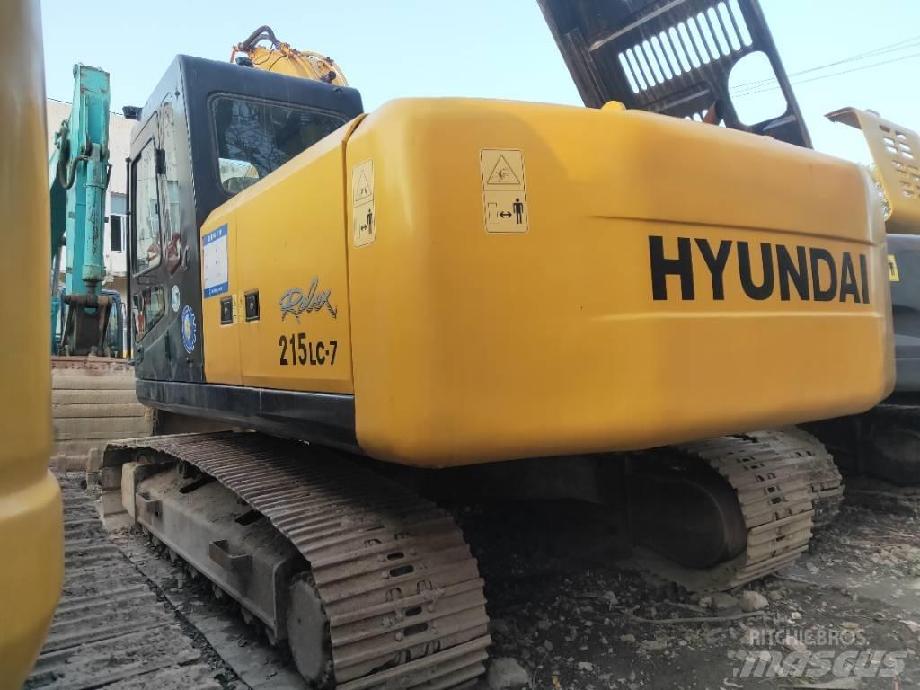 Hyundai R215-7 履带挖掘机
