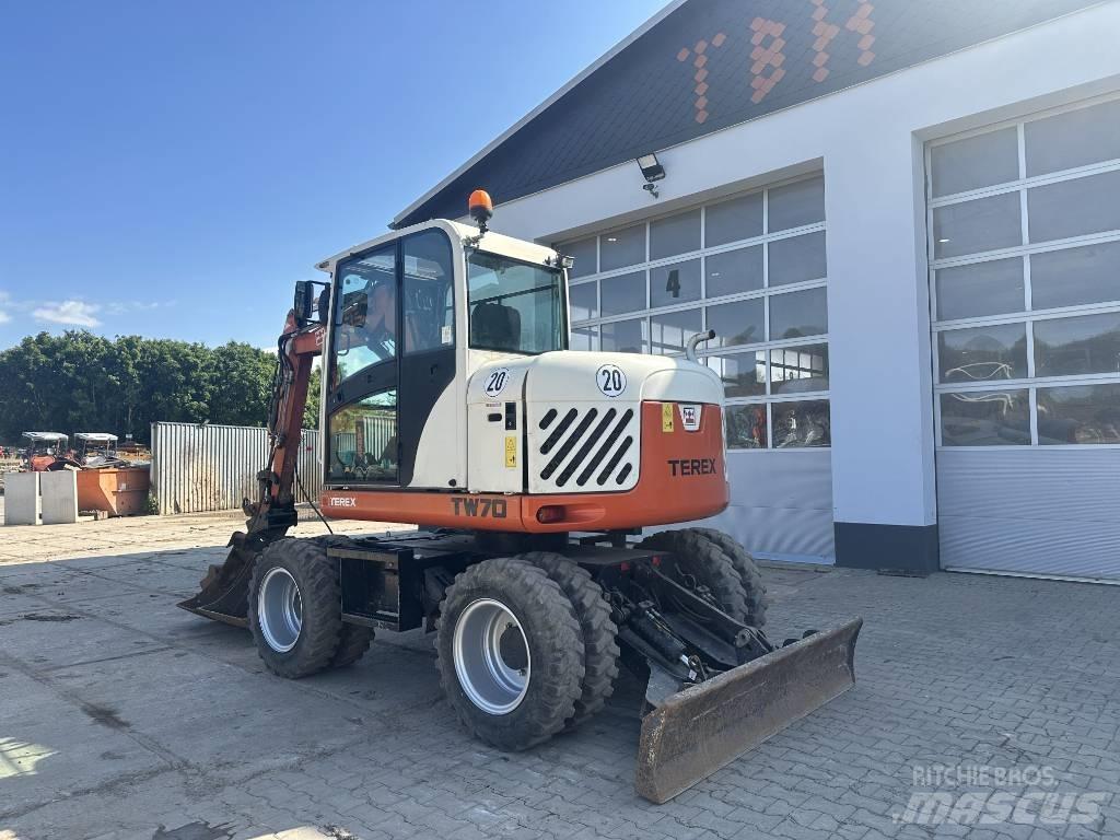 Terex TW 70 轮式挖掘机