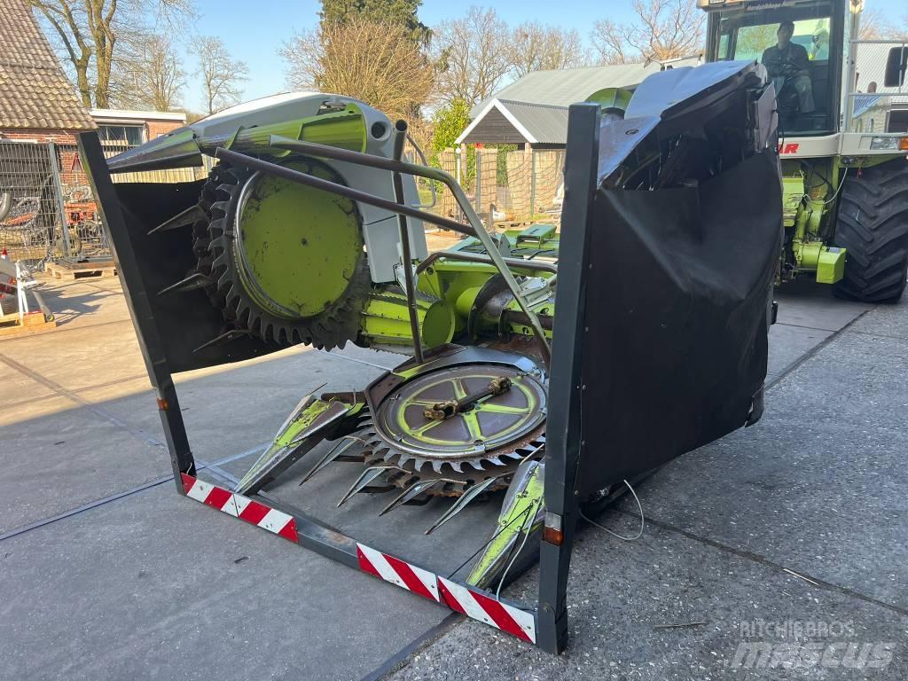 CLAAS RU 450 Xtra 自走式青贮饲料收割机
