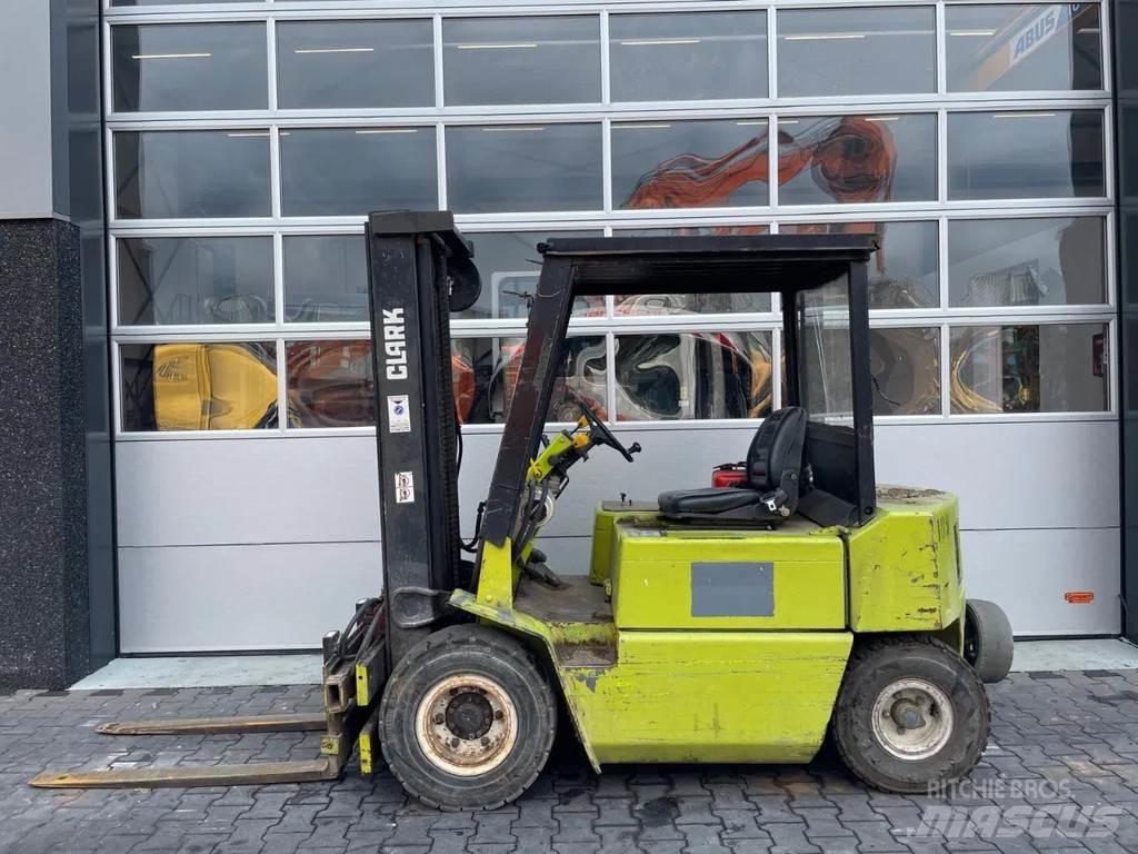 Clark DPM20N 其他叉车