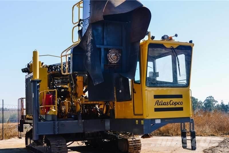 Atlas Copco DM30 钻孔机