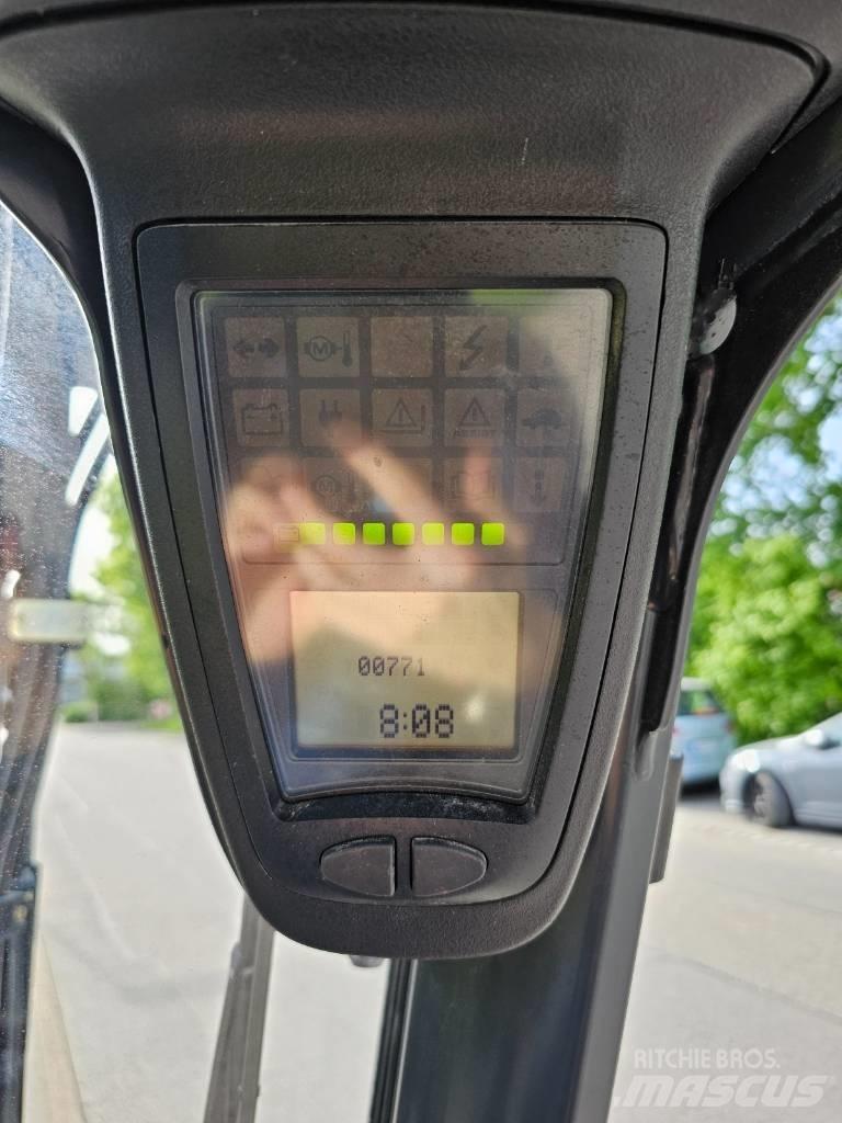 Linde E16 P01 电动叉车