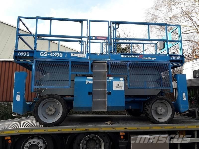 Genie GS 4390 RT 剪叉式升降机