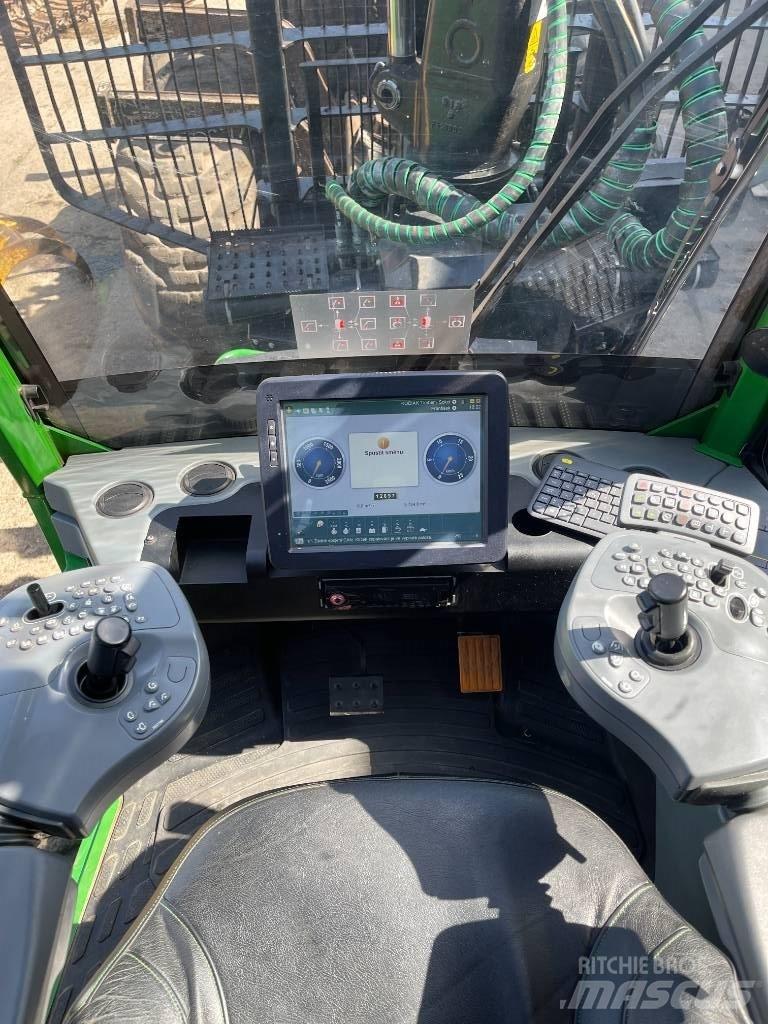 John Deere 1910G 集运机