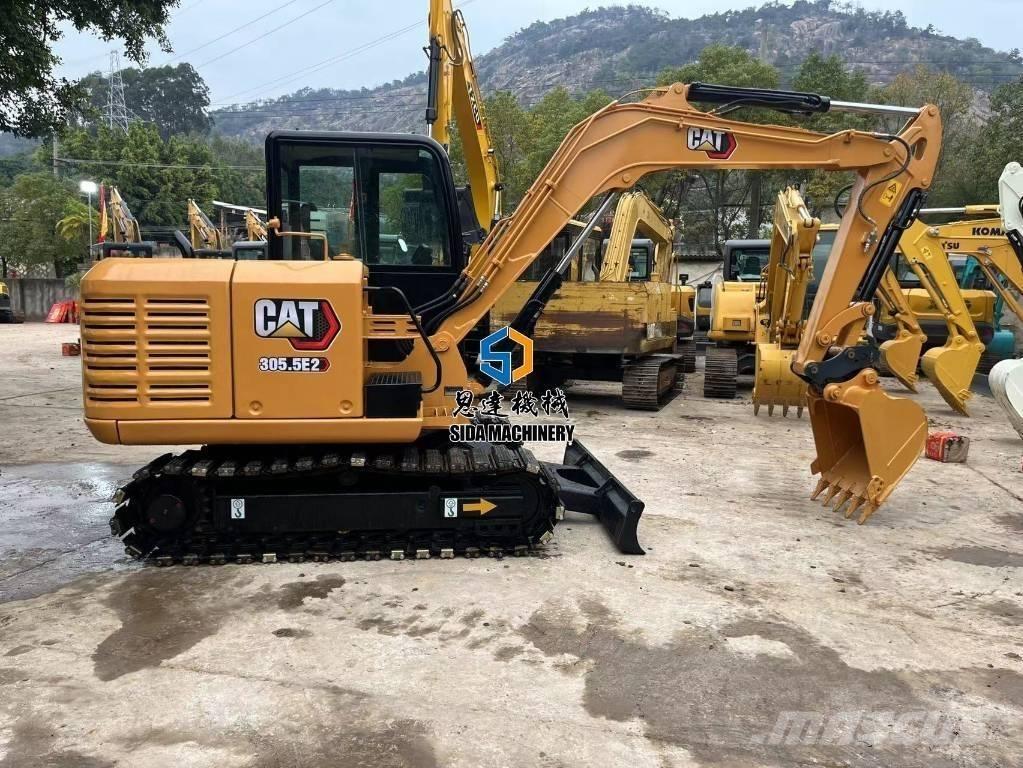 CAT 305.5E2 小型挖掘机