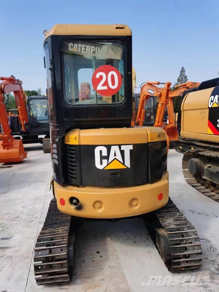 CAT 303 CR 小型挖掘机
