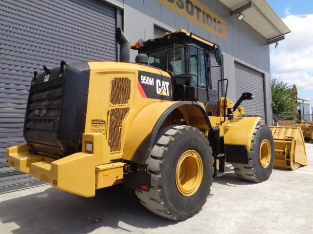 CAT 950M 轮式装载机