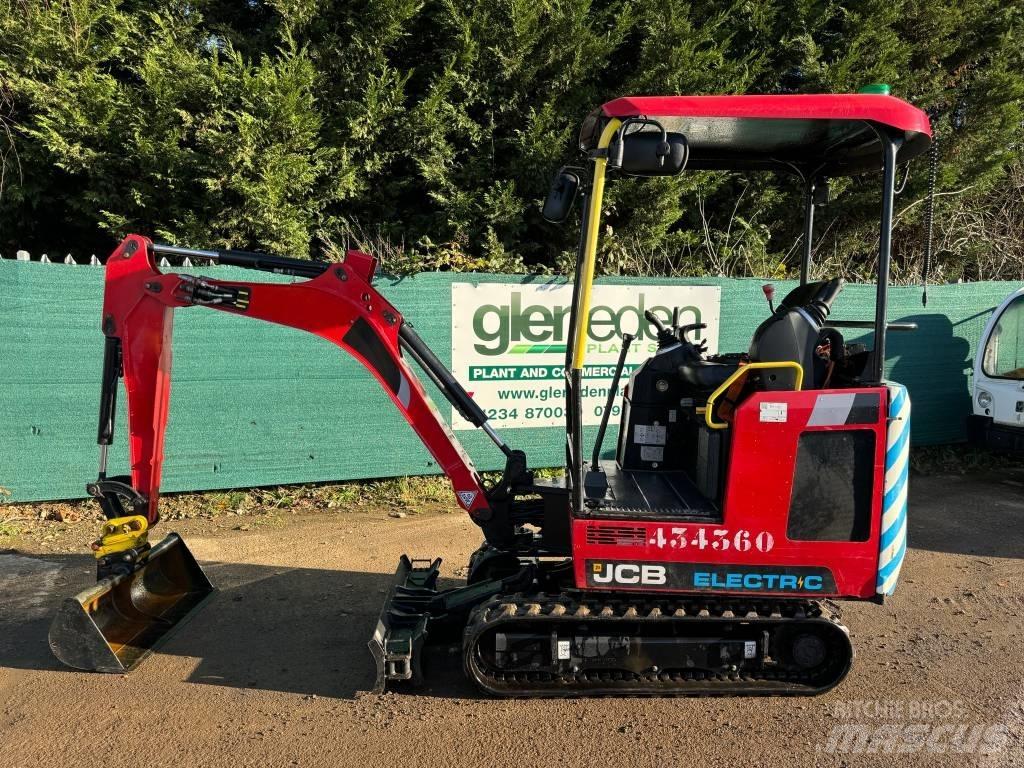 JCB 19 C-IE 小型挖掘机