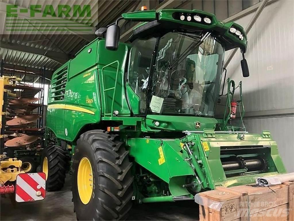 John Deere t560 hm 联合收割机