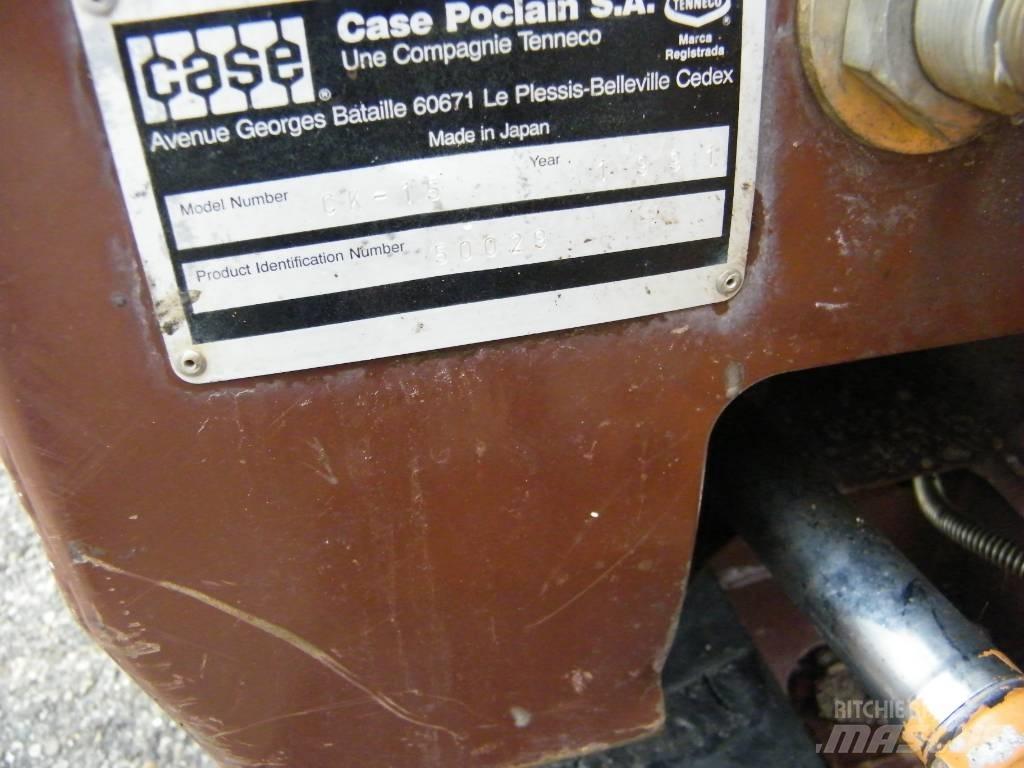 CASE CK15 小型挖掘机
