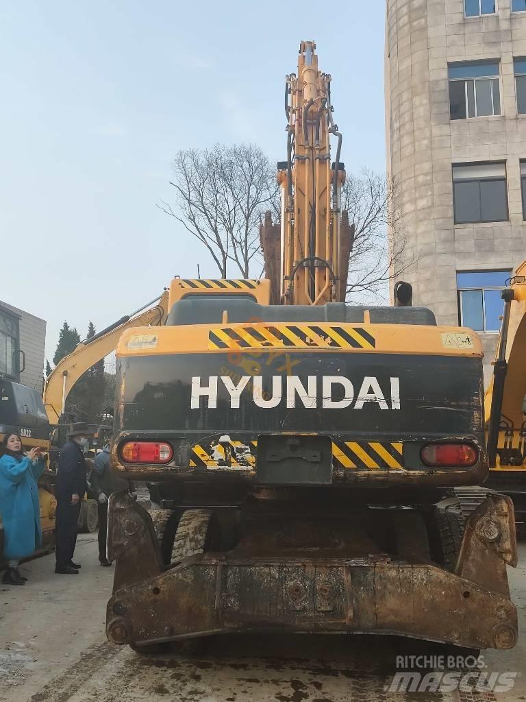 Hyundai 210W-9 轮式挖掘机