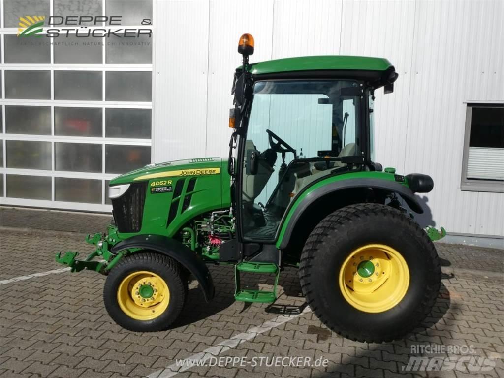 John Deere 4052R 小型拖拉机