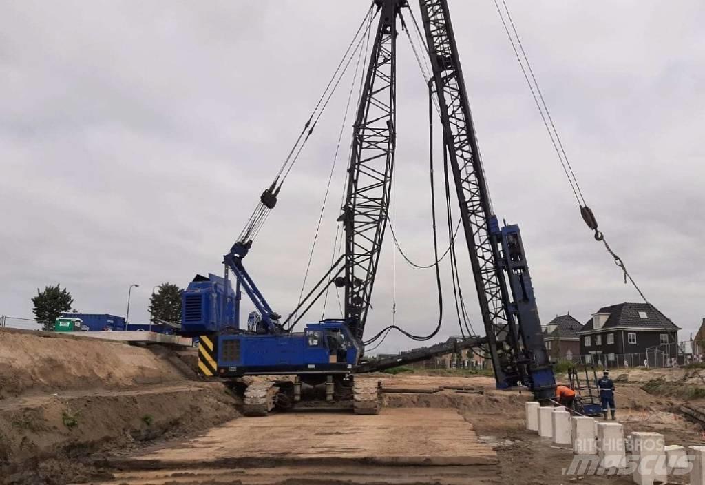 Hitachi KH300-3 PD 履带起重机