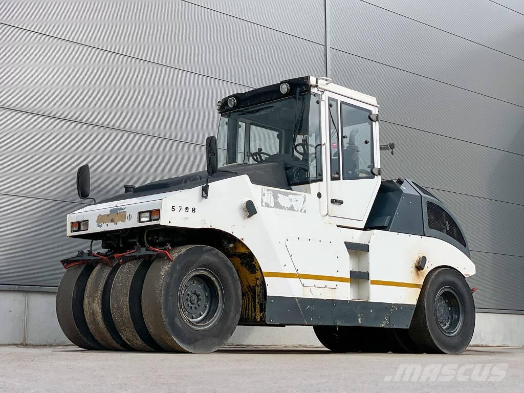 Bomag BW 24 RH 胶轮压路机