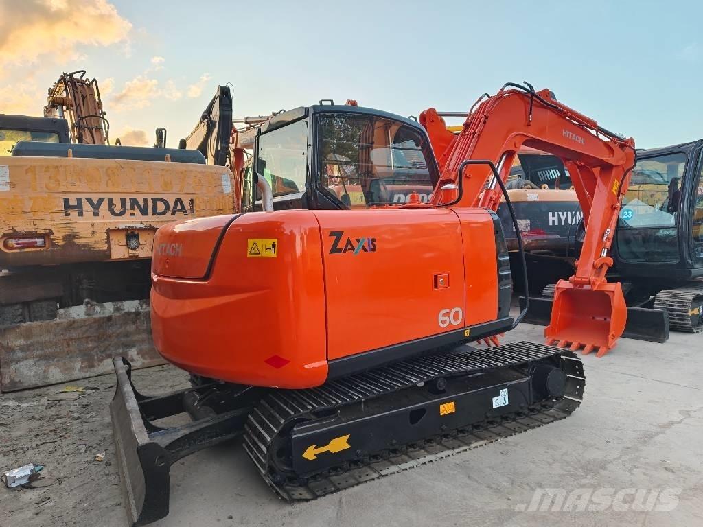 Hitachi ZX 60 小型挖掘机