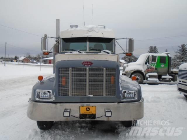 Peterbilt 330 救援车