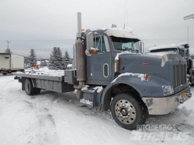 Peterbilt 330 救援车