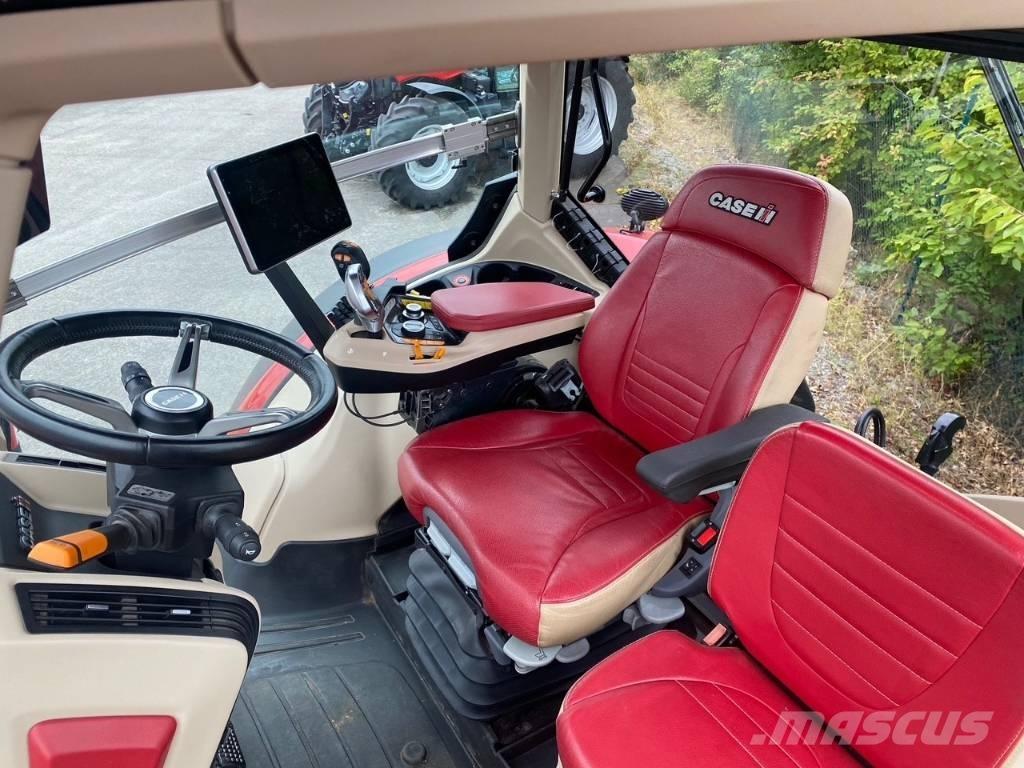 Case IH OPTUM 300 拖拉机/农用车