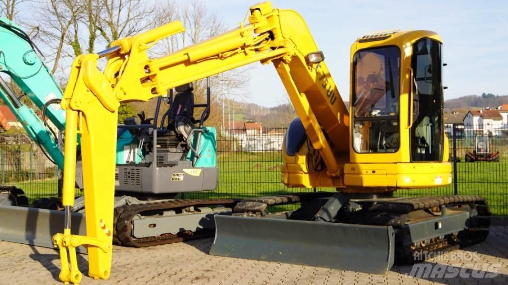 Komatsu PC 75 UU-3 中型挖掘机