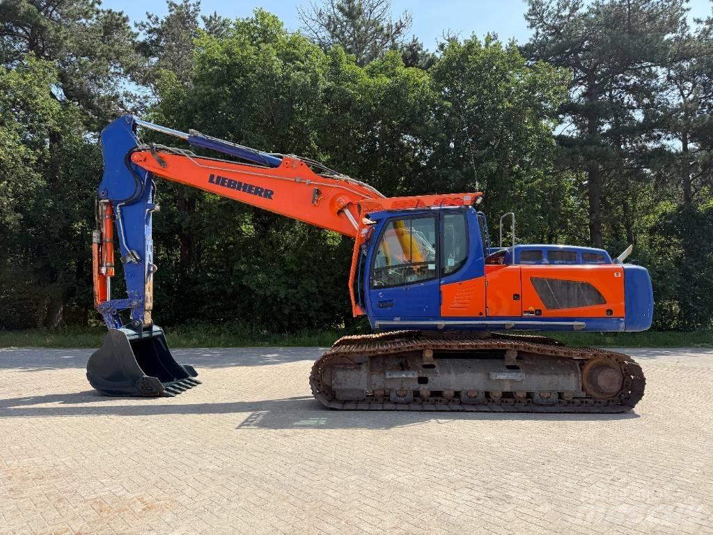 Liebherr R 926 履带挖掘机