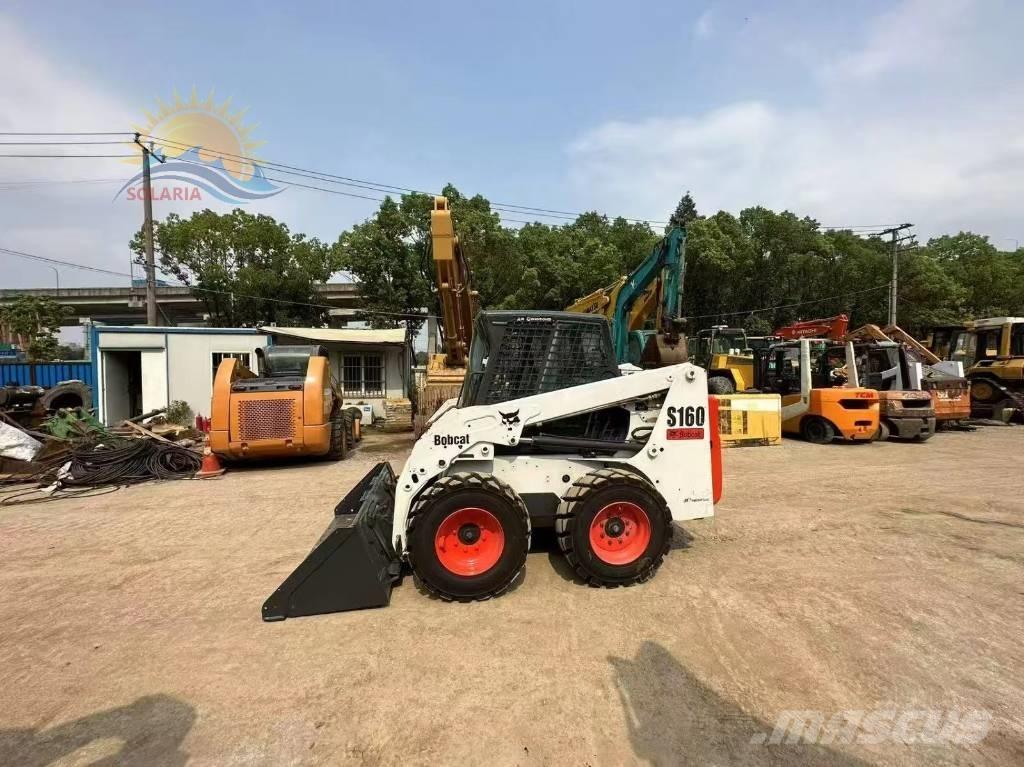 Bobcat S 160 滑移装载机