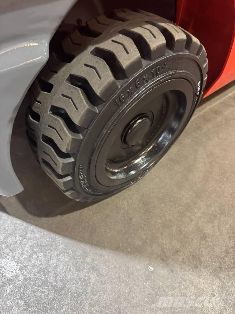 Toyota 8 FGCU 25 其他叉车