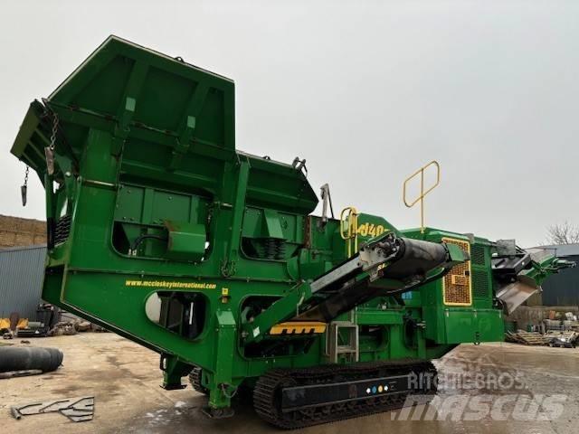 McCloskey J40 - V2 移动式破碎机