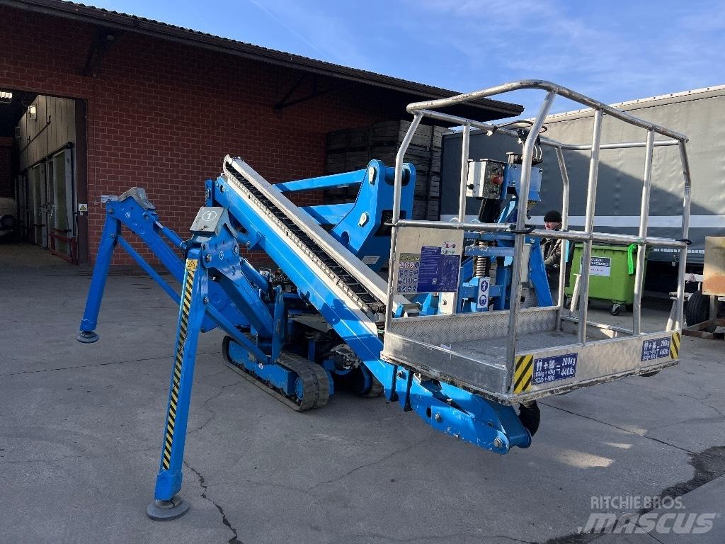 EasyLift R190 曲臂高空工作平台