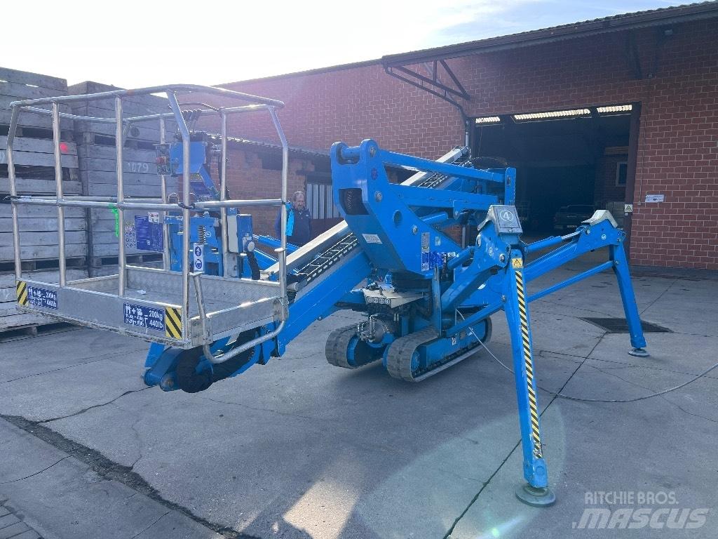EasyLift R190 曲臂高空工作平台