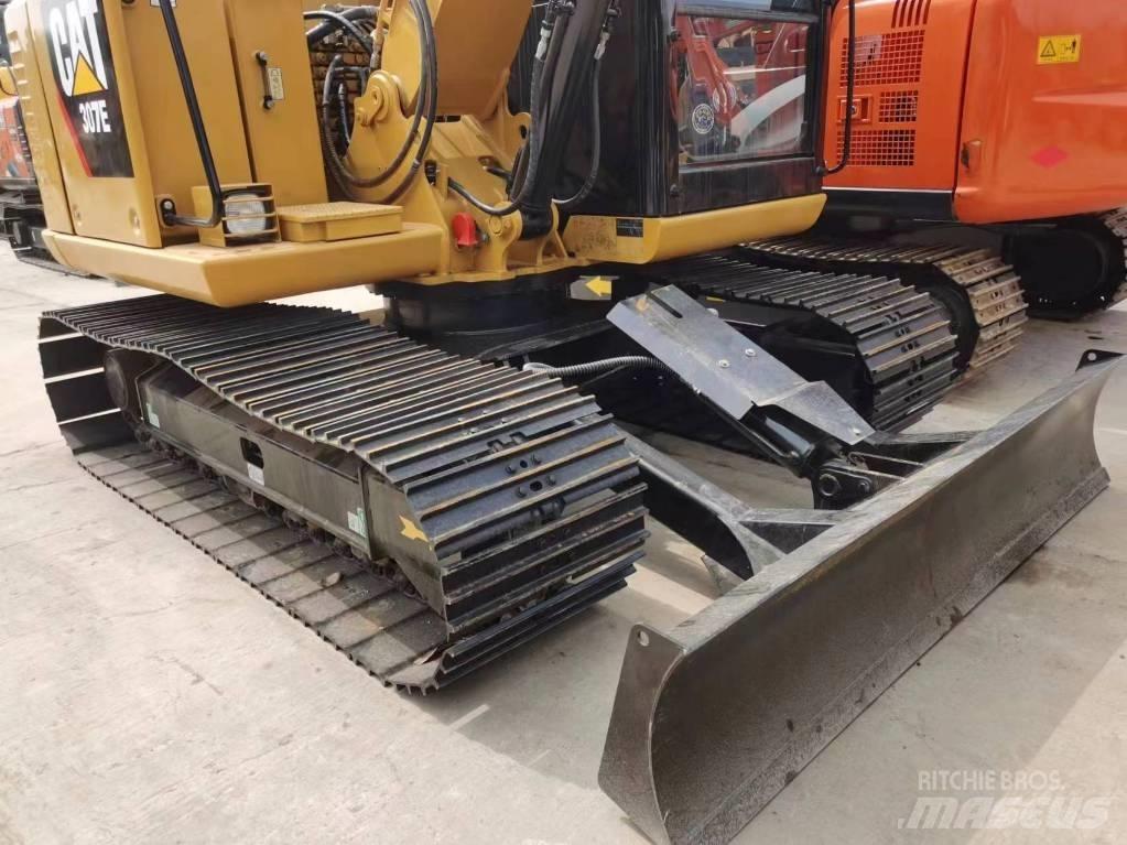 CAT 307 E 小型挖掘机