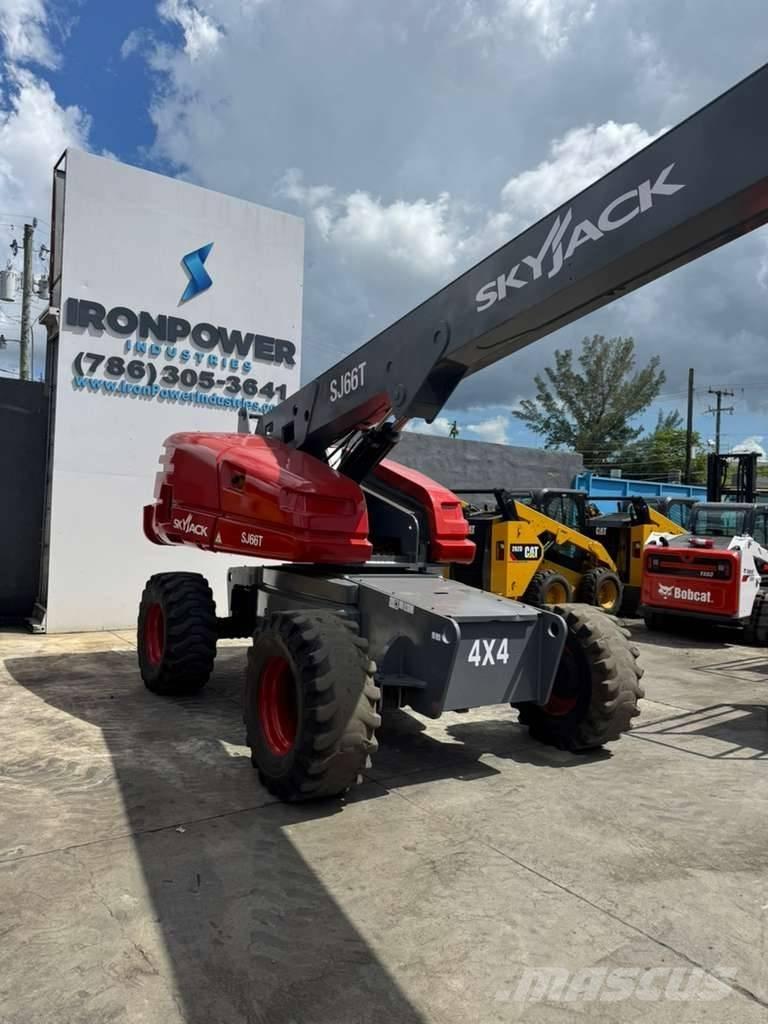 SkyJack SJ 66 T 曲臂高空工作平台