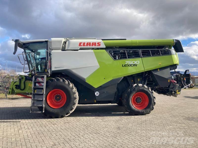 CLAAS LEXION 7500 联合收割机